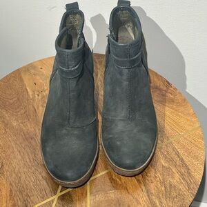 El Naturalista Haya Ankle Bott